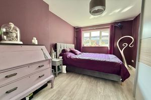 Downstairs Bedroom 4- click for photo gallery